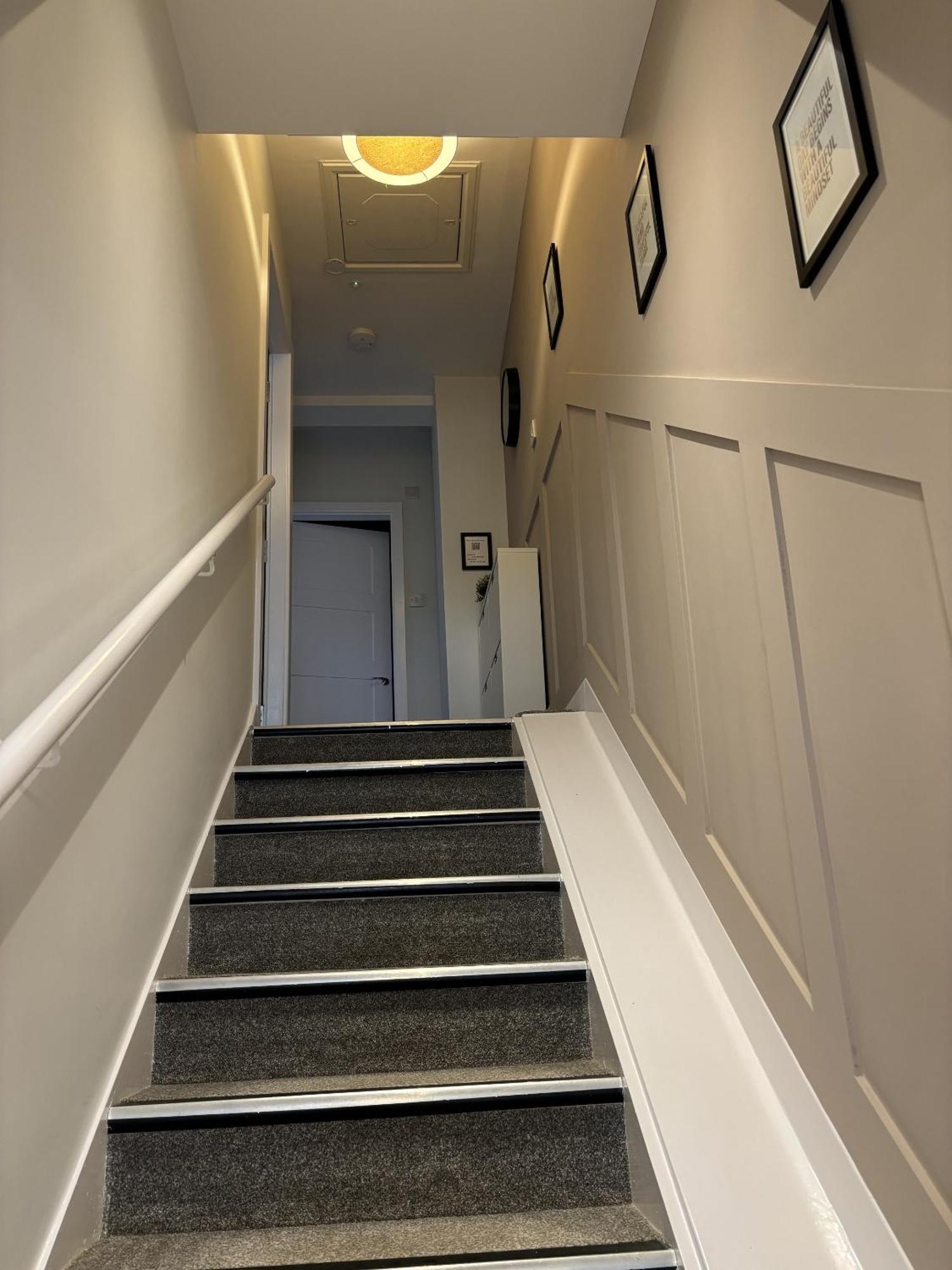 The Hive Apartment Marple 外观 照片